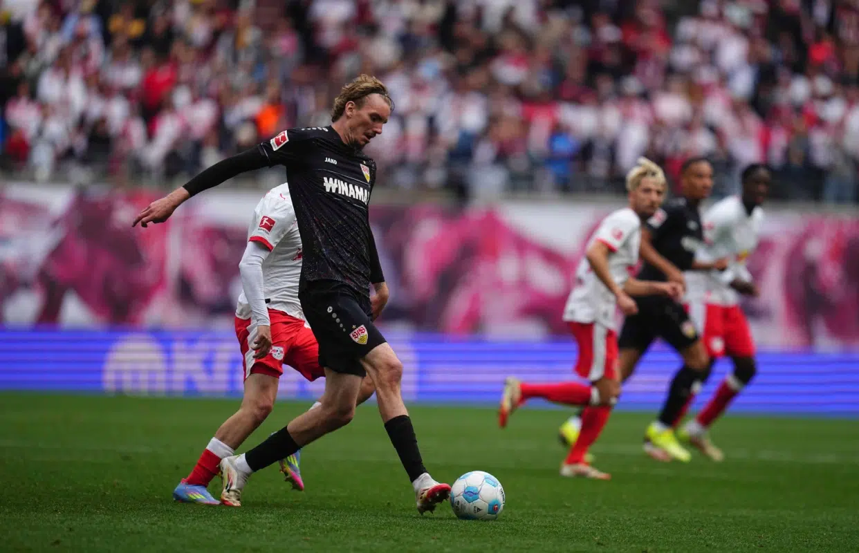 Nick Woltemade of Germany controls the ball during a Bundesliga game, RB Leipzig vs VfB Stuttgart.