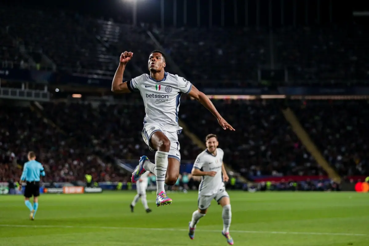 Buyout Clause Makes Denzel Dumfries Affordable