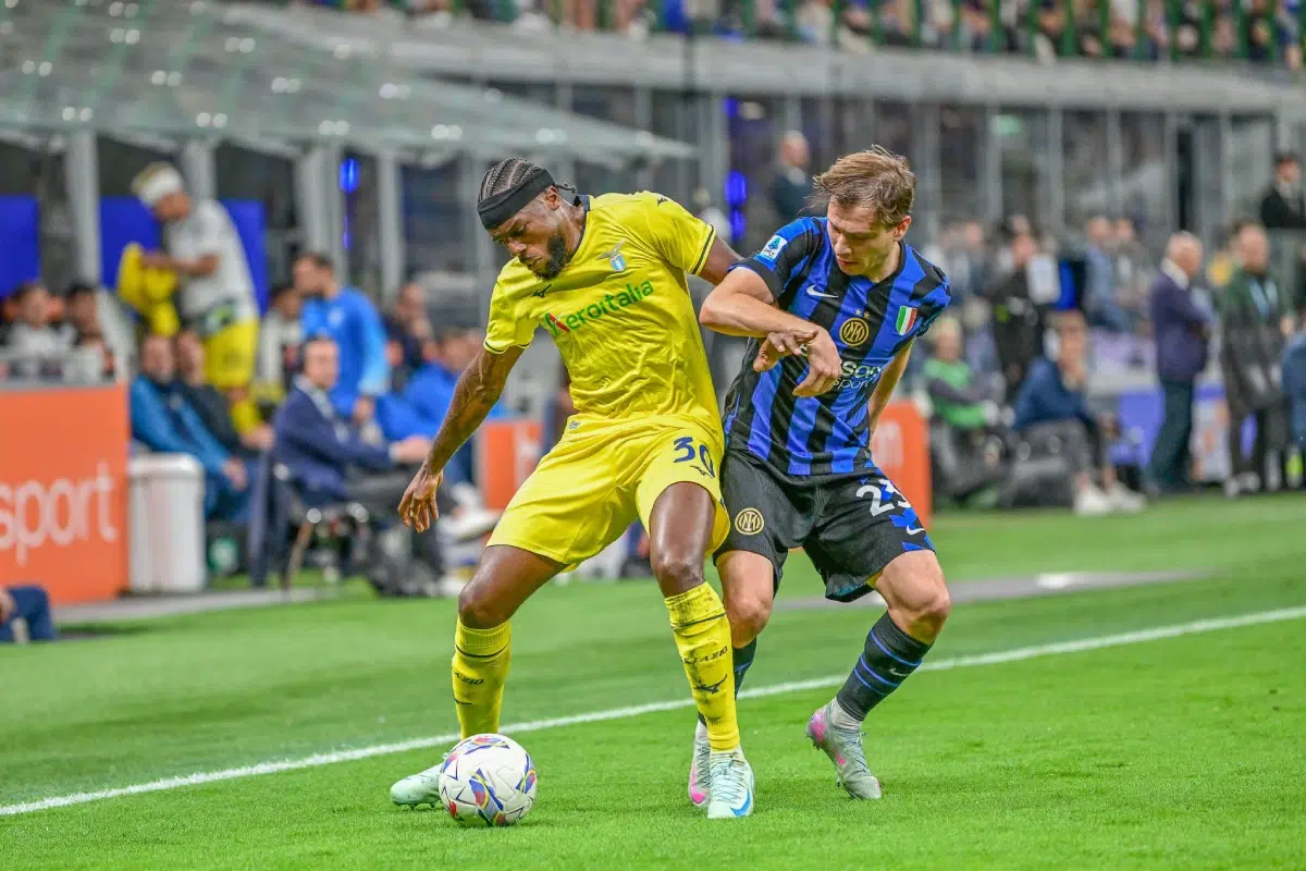 Nuno Tavares of Lazio and Nicolo Barella of Inter in action during Inter - FC Internazionale vs SS Lazio, 2025
