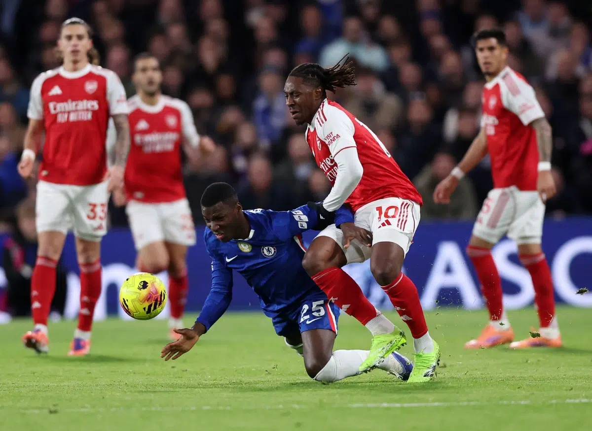 30th November 2025. Moises Caicedo of Chelsea and Eberechi Eze of Arsenal during the Chelsea vs Arsenal Premier League match