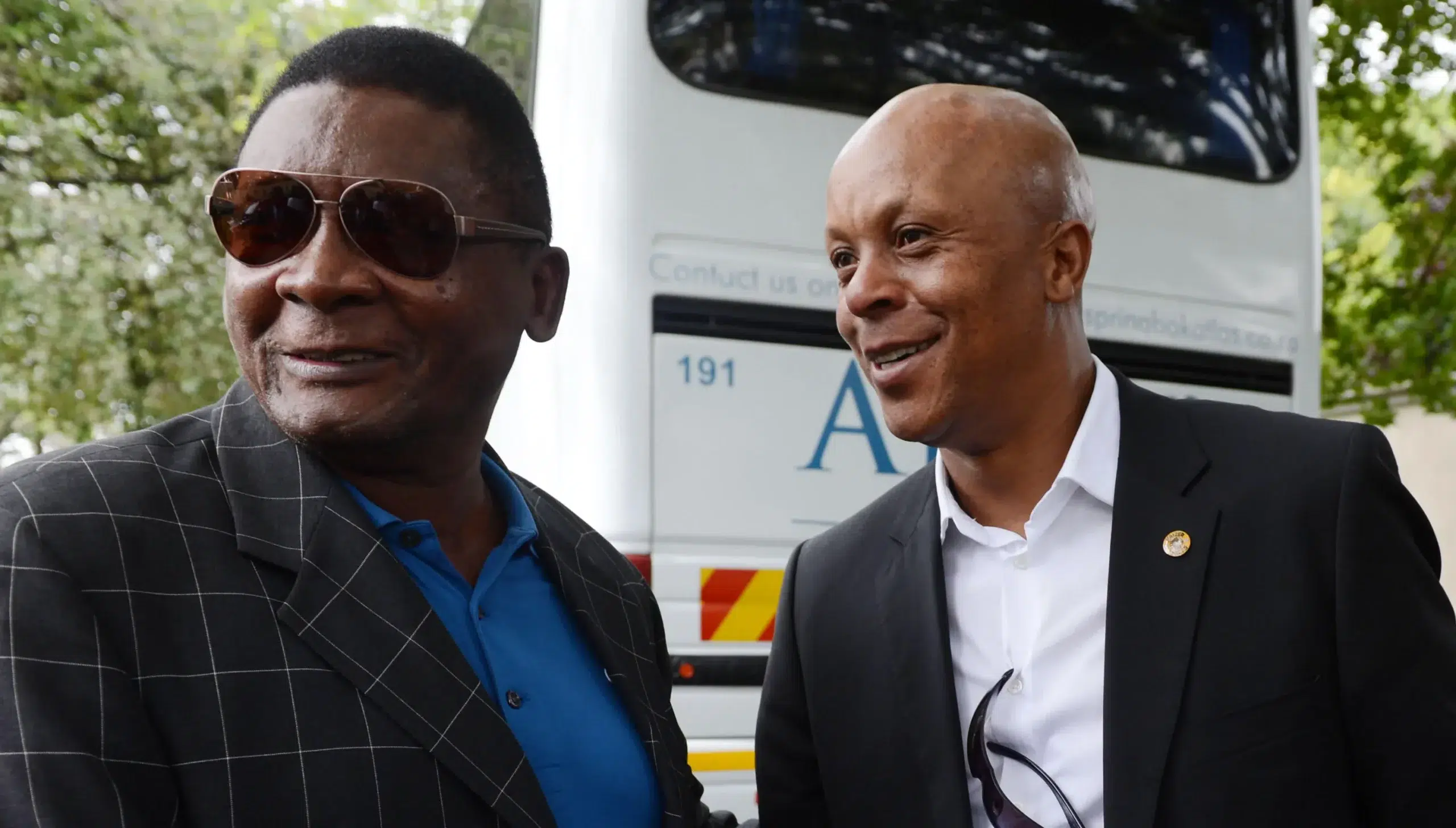 Yvonne Chaka Chaka's husband Dr Tiny Mhinga and Bafana Bafana legend Doctor Khumalo amongest The thousands of tributes to Former President Nelson