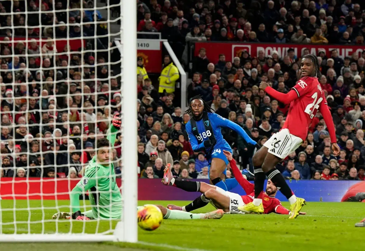 Antoine Semenyo of Bournemouth scores their equalising goal past Senne Lammens of Manchester United during the Manchester United vs AFC Bournemouth Premier League match, 15th Dec, 2025